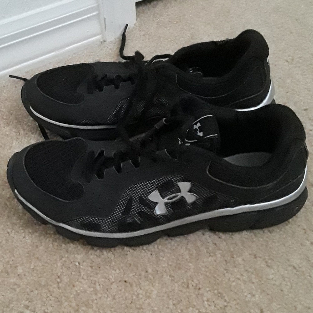 SNEAKER